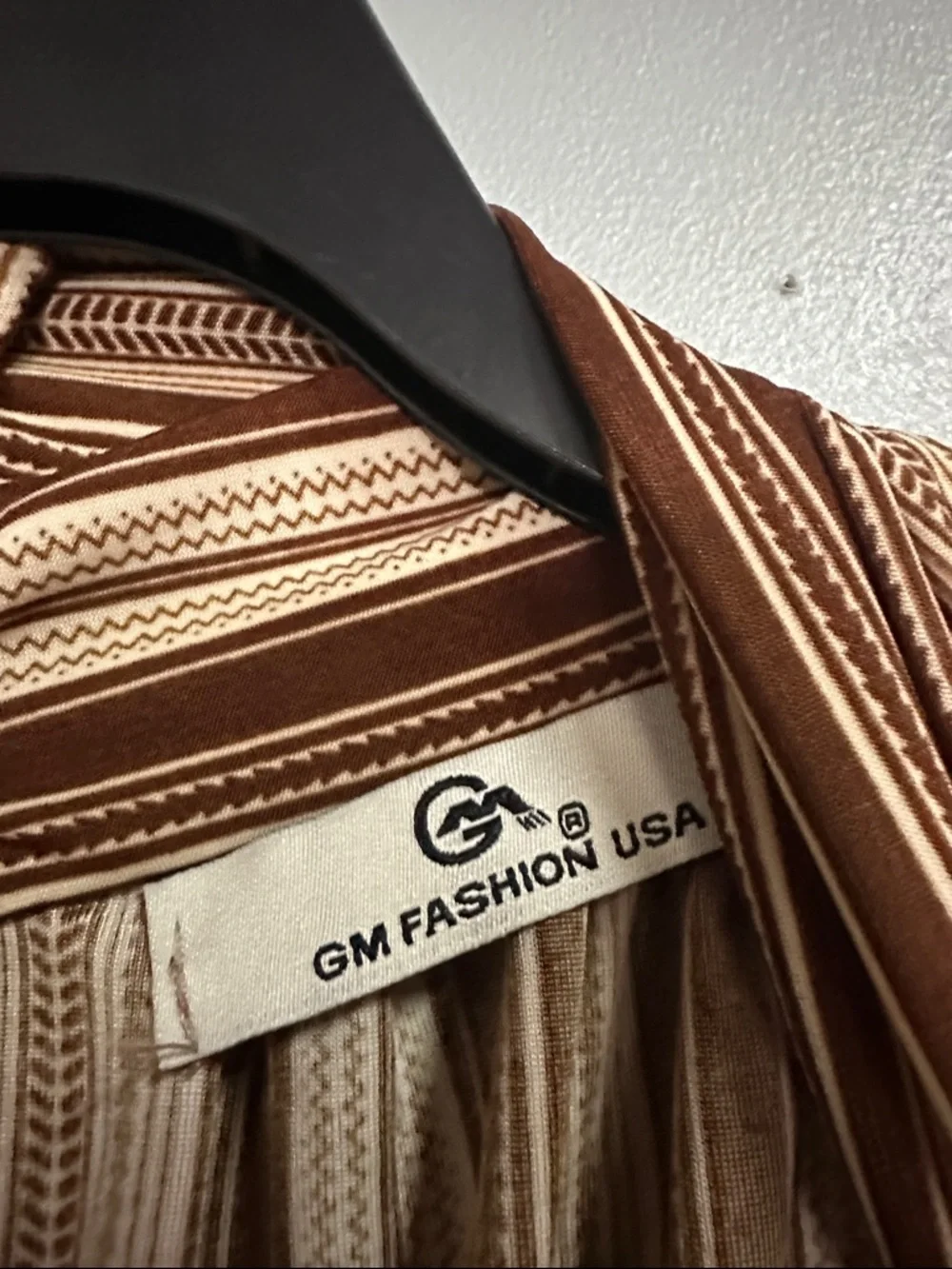 Sleeveless Brown Striped Maxi Dress - Picture 4 of 6